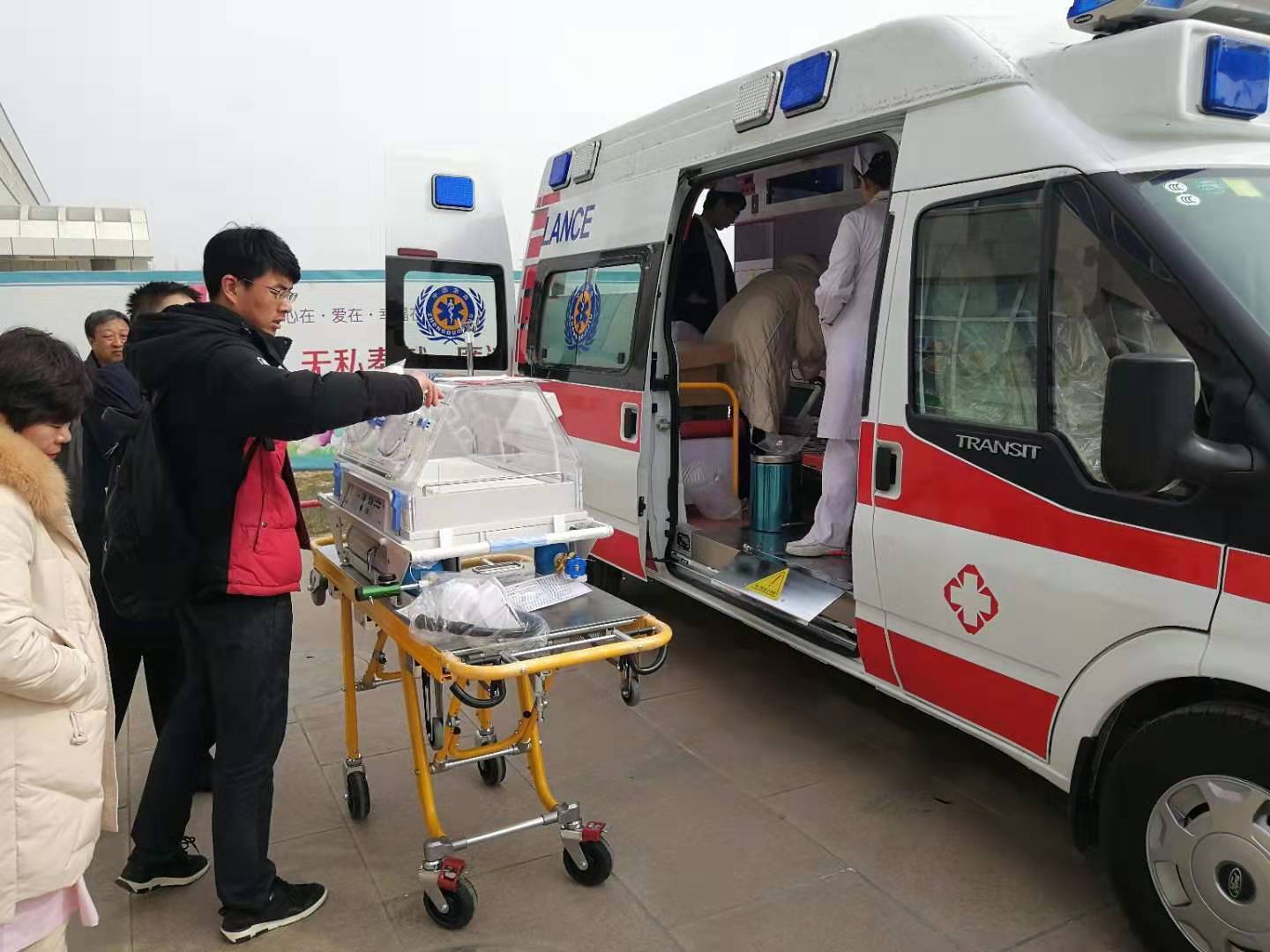 乌鲁木齐救护车转院
